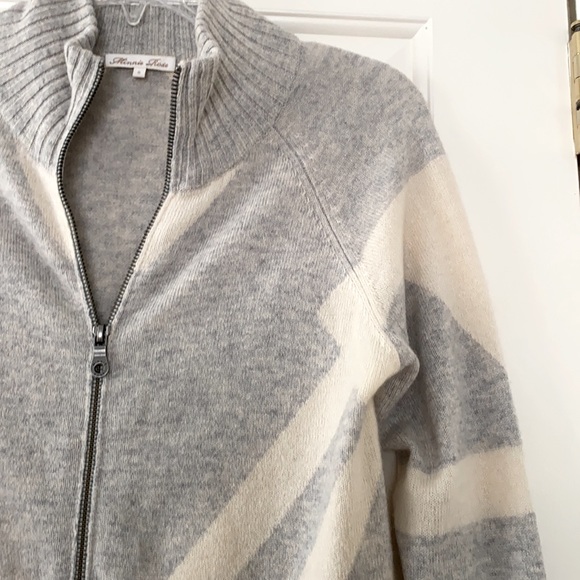 100% Cashmere Minnie Rose zip up sweater/jacket . Like new condition - Picture 6 of 10